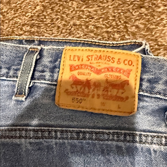 Levi's Men's Classic Denim Jeans - Picture 2 of 2